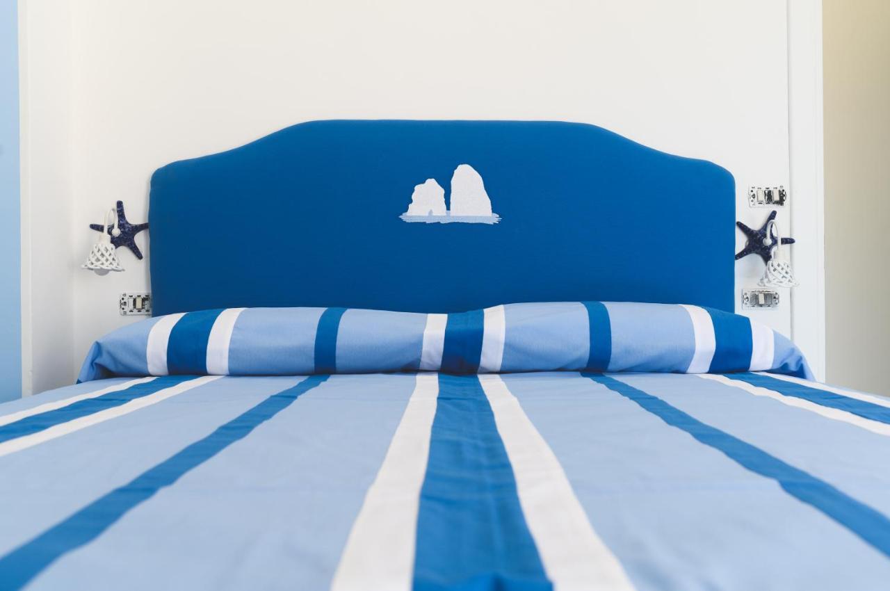 Parco Augusto Bed & Breakfast Capri Bagian luar foto