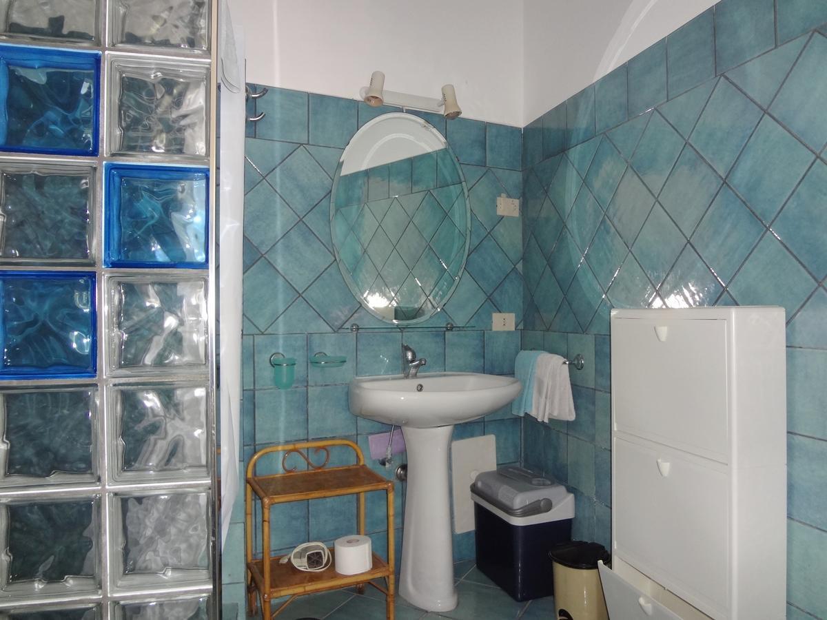 Parco Augusto Bed & Breakfast Capri Bagian luar foto
